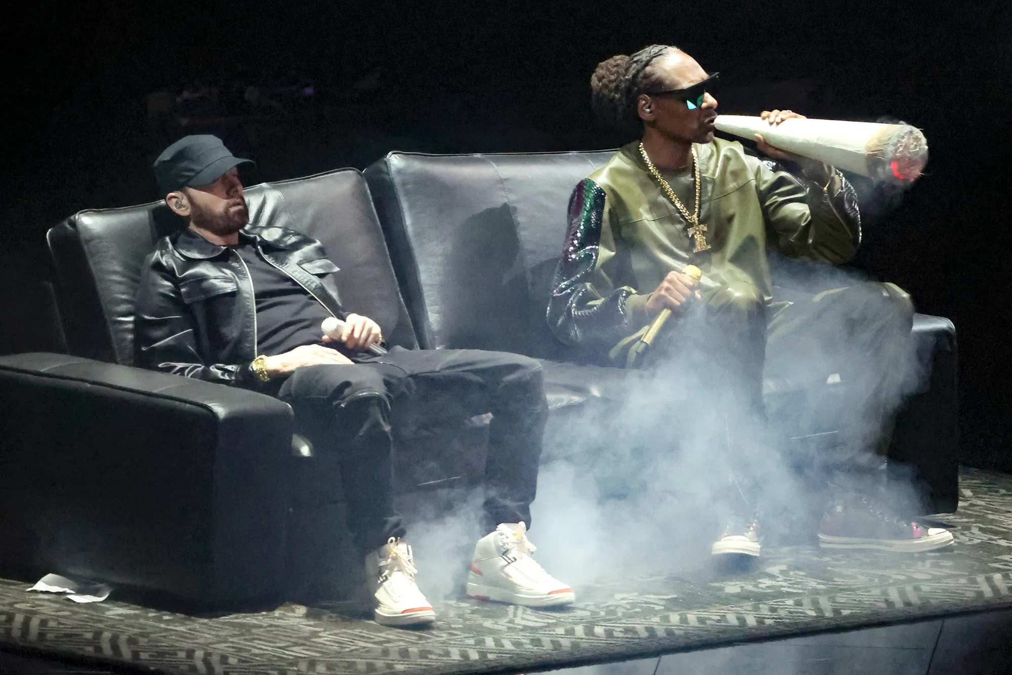 Rap God và Snoop Dogg bị "cười nhạo" tại lễ trao giải VMAs