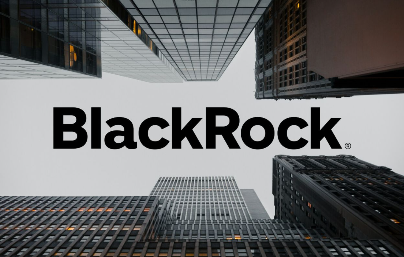 BlackRock thêm Bitcoin ETF vào các quỹ đầu tư thu nhập và trái phiếu của mình
